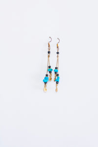 HANDMADE BRASS EAARINGS WITH BLUE GLASS BEADS - MADE IN KENYA